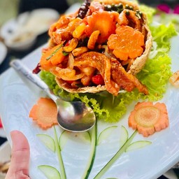 ไก่ผัดเม็ดมะม่วง