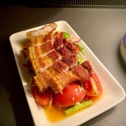 ตำหมูกรอบ