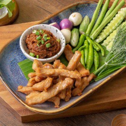 หมูทอดแจ่วบอง