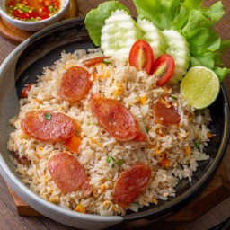 ข้าวผัดกุนเชียง