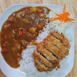 ข้าวแกงกะหรี่ไก่ทงคัตสึ