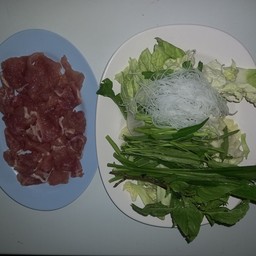 ชุดจิ้มจุ่่มหมู