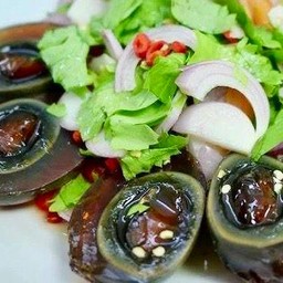 ยำไข่เยี่ยวม้า