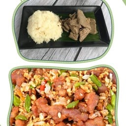 เจ๊ยา ข้าวเหนียวหมูทอด สาขาเมืองตรัง