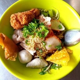 ก๋วยเตี๋ยว