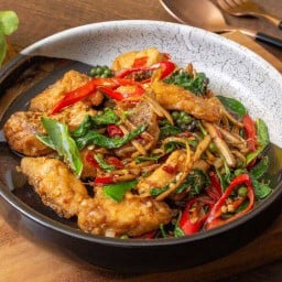 ปลากะพงผัดฉ่า