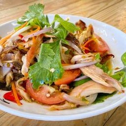 ยำไก่ย่าง