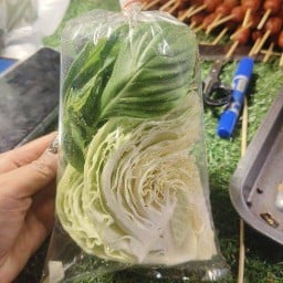 ชุดผักกะหล่ำปลีโหระพา