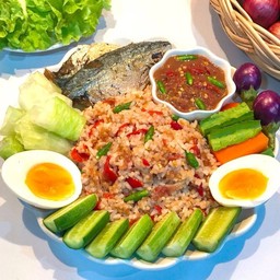 ข้าวคลุกน้ำพริกกะปิ