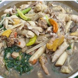 แกงหวายเครื่องในไก่