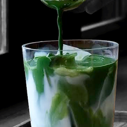 New มัทฉะฮันนี่ลาเต้