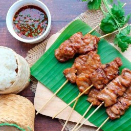 หมูปิ้งเจ๊น้องพัฒนาการ(เจ้าเก่าไม้ละ3บาท) พัฒนาการ