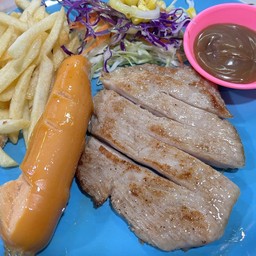 สเต๊กหมู&ไส้กรอกหมูรมควัน