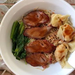 หมี่เกี๊ยวหมูแดงแห้ง