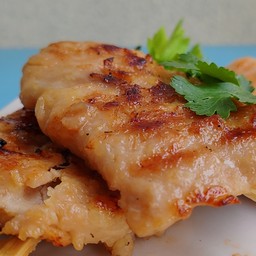 ไก่ย่างนมสด