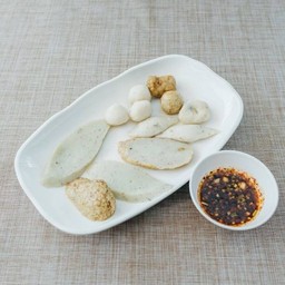 รวมลูกชิ้นปลาลวก