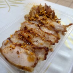 ข้าวหน้าคอหมูย่างซี๊ดซ๊าด