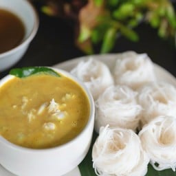 ขนมจีนน้ำยาปู (ชุดใหญ่)