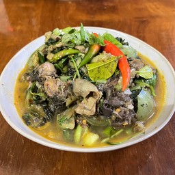 แกงคั่วกบ(แกงคั่วแห้งกบ,แกงคั่วแหมกบ)