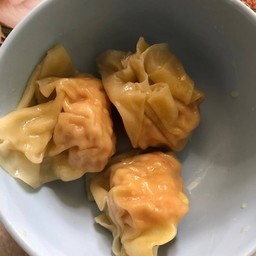 เกี๊ยวลวก