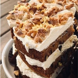 Carrot cake ( Premium)