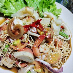 ตำมาม่ารวมมิตร น้ำปลาร้า