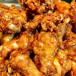 น่องไก่ เขย่า พริกหม่าล่า  3 ชิ้น