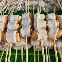 เบค่อนพันไส้กรอกย่าง ( หม่าล่า )