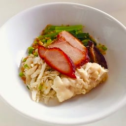 เกี๊ยวกุ้ง หมูแดง ปู เห็ดหอม