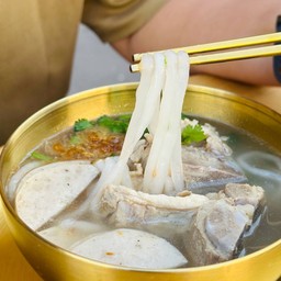 ก๋วยจั๊บญวน