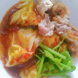 สุกกี้กุ้งหมูสดราดน้ำจิ้มเด็ดๆต้องลอง