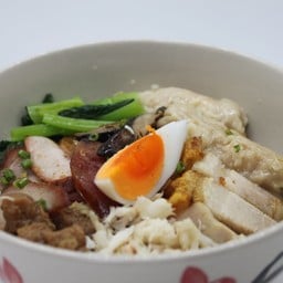 เกี๊ยวกุ้ง ฮ่องเต้(ใส่ทุกอย่าง)