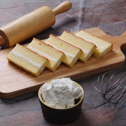 เค้กปีใหม่ 12 ชิ้น