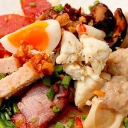 เกี๊ยวหมู ฮ่องเต้(ใส่ทุกอย่าง)