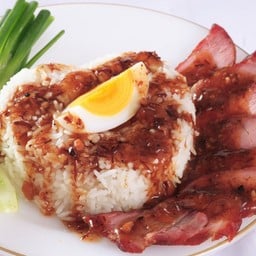 ข้าวหมูแดง ไข่