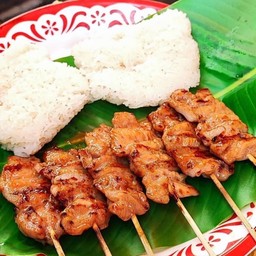 เซตคู่หมูปิ้งชุดใหญ่กับชุดเล็ก