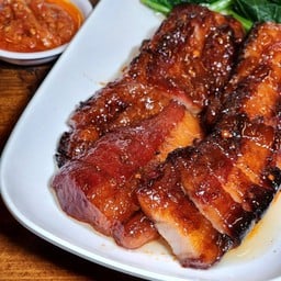 BBQ Pork Belly หมูแดงส่วนท้อง (ย่างสไตล์ฮ่องกง) จานใหญ่ 250กรัม
