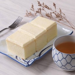 เค้กเนื้อนุ่ม 6 ชิ้น