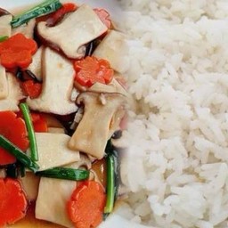 ผัดเห็ดรวมน้ำมันหอยราดข้าว