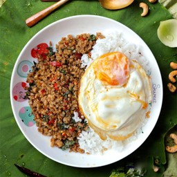 กะเพราหมูบดรสเด็ด