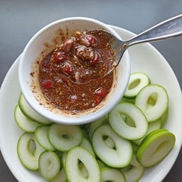 ชุดแซ่บลืมผัว