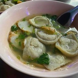เกี๊ยว ปลา