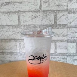 สตรอเบอร์รี่โซดา