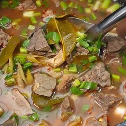 ต้มแช่บเครื่องในเนื้อ