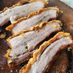 หมูกรอบ 1 ขีด (ไม่มีซอส)