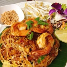 ผัดไทยบ้านกู