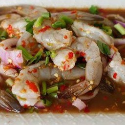 ยำกุ้งสด