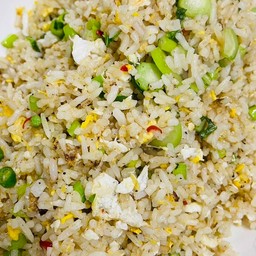 ข้าวผัดคะน้าปลาเค็ม