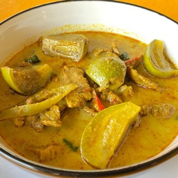 แกงเขียวหวานเนื้อ