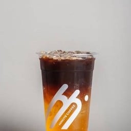 Iced peach americano